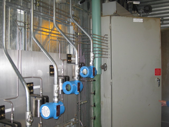 6. 210R型流量計用于防爆的工業(yè)控制系統(tǒng)中.JPG